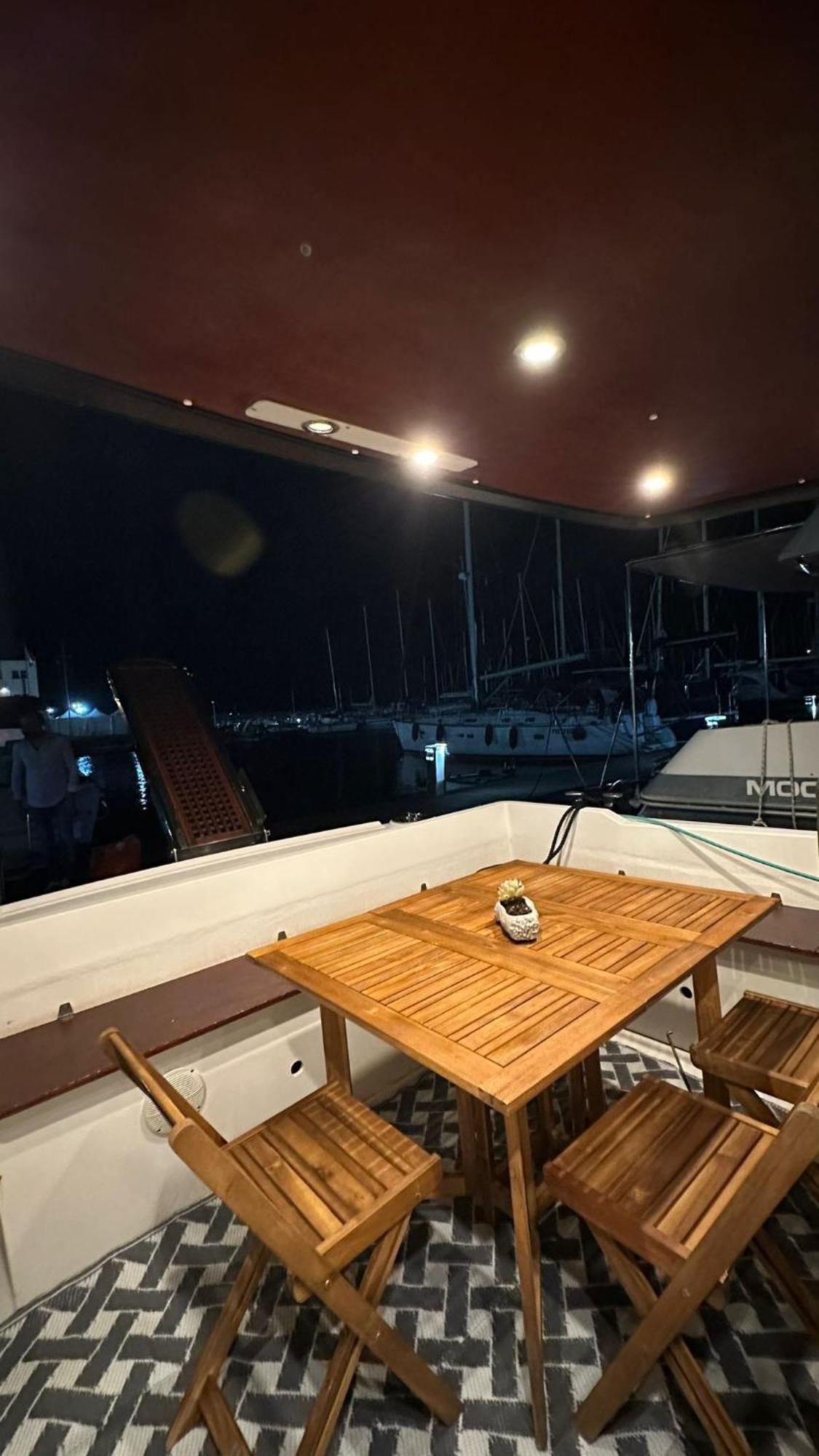 Hotel Tara Yacht Valentine'S Day Brindisi Exterior foto